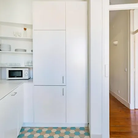 Conde 3bdr Luxury With Balcony * Lisboa