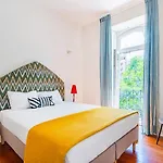 Conde 3bdr Luxury With Balcony Apartament *