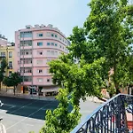 Conde 3bdr Luxury With Balcony * リスボン