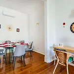 Conde 3bdr Luxury With Balcony Appartement Lisboa